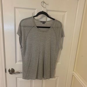 Super soft gray Vince shirt